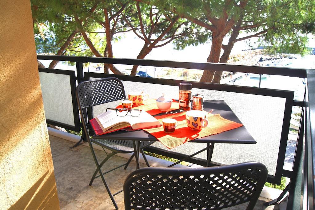 La Terrazza Tra Pini E Mare Apartment ซานบาร์โตโลเมโอ อัล มาเร ห้อง รูปภาพ